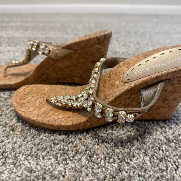 Gianni Bini heels - Picture 10 of 12